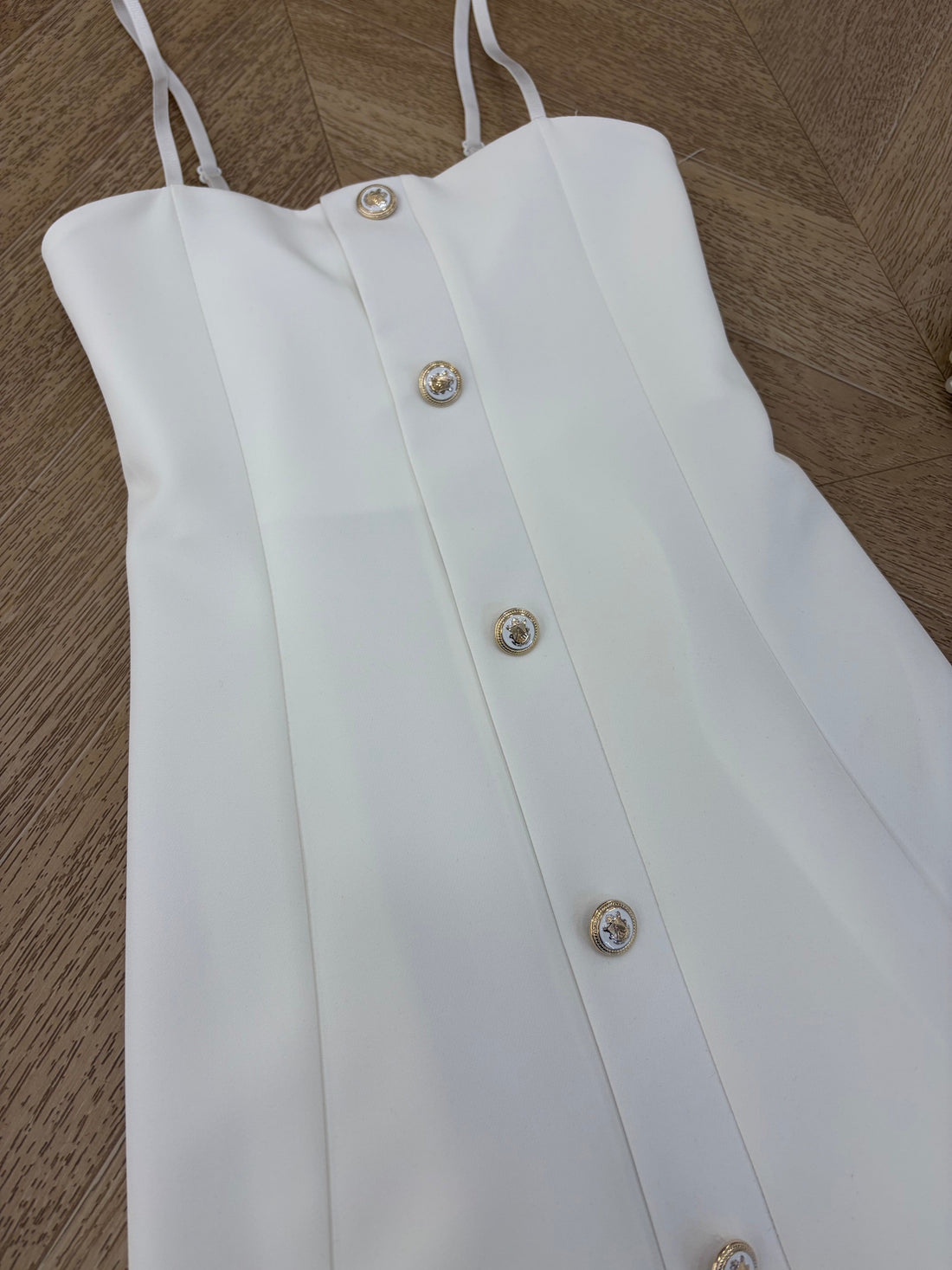 Abitino white and gold